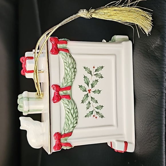 Lenox Christmas Ornament - Picture 2 of 3